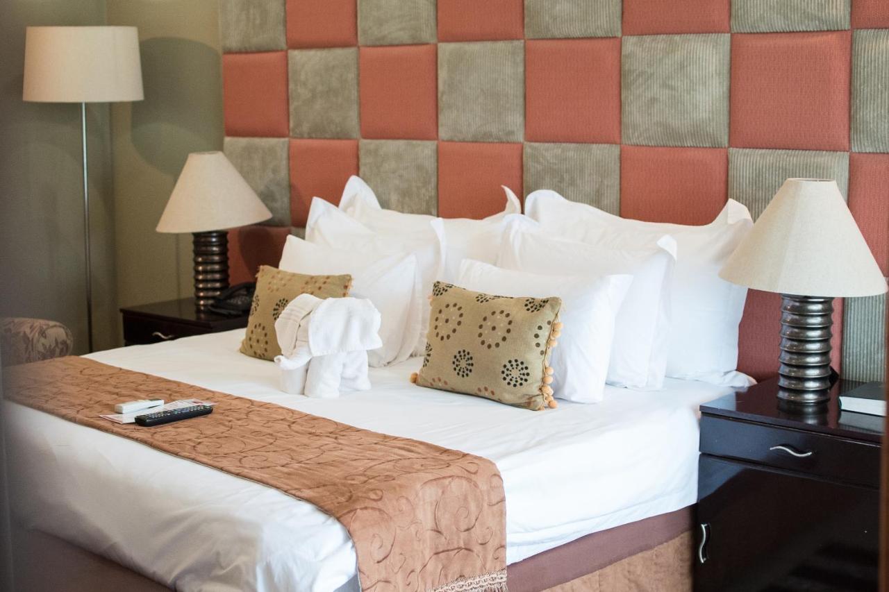2Ten Hotel Sibasa Ngoại thất bức ảnh