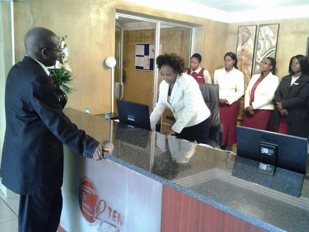 2Ten Hotel Sibasa Ngoại thất bức ảnh