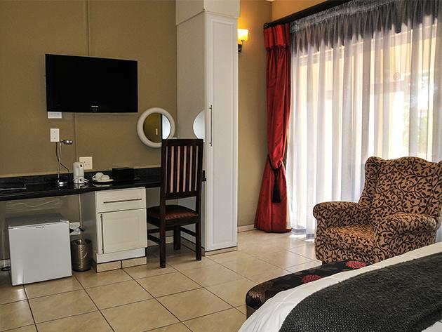 2Ten Hotel Sibasa Ngoại thất bức ảnh